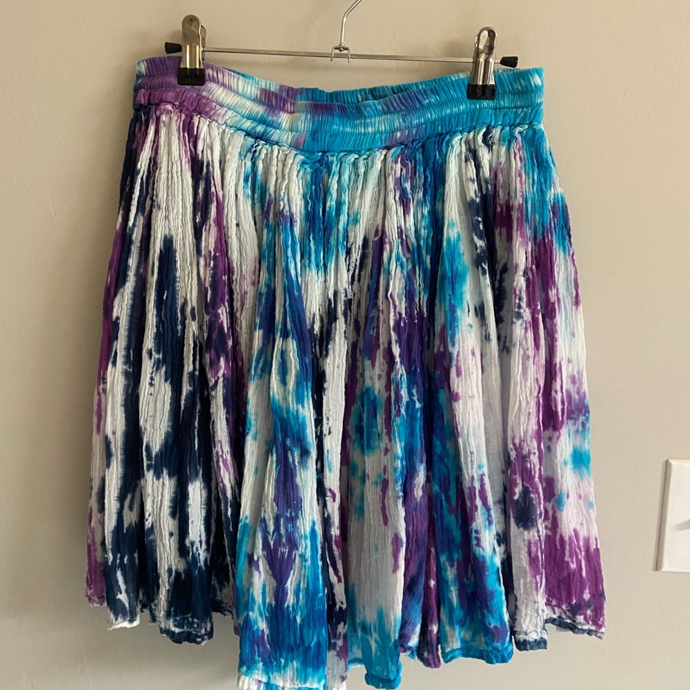 ☮️✌️Tie Dye Flowy Skirt - Picture 3 of 5